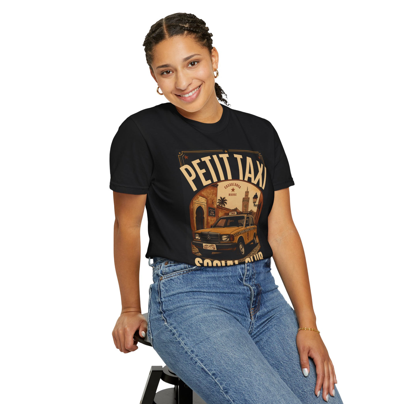 Petit Taxi Social Club T-Shirt | Vintage Taxi Graphic, Retro Paris Scene